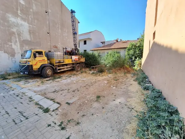 Uşak Apart proje alanı ve şantiye panoları